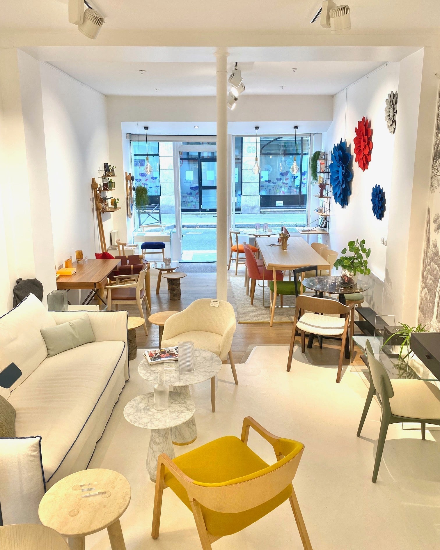 Vue d'ensemble du showroom Adentro Paris, rue Blomet