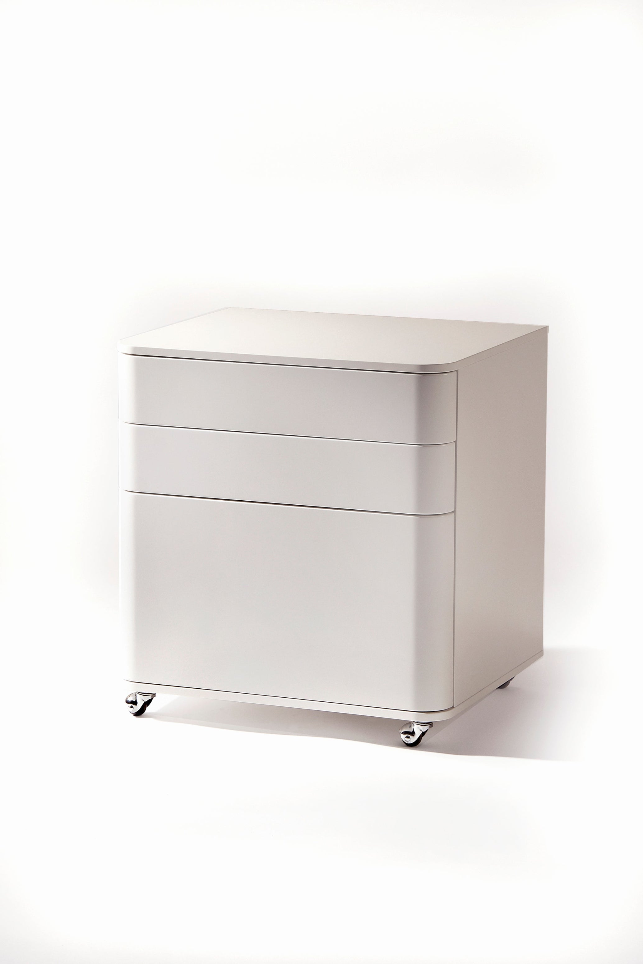 Caisson Cosimo 3 tiroirs laqué blanc mat sur roulettes — Adentro Paris