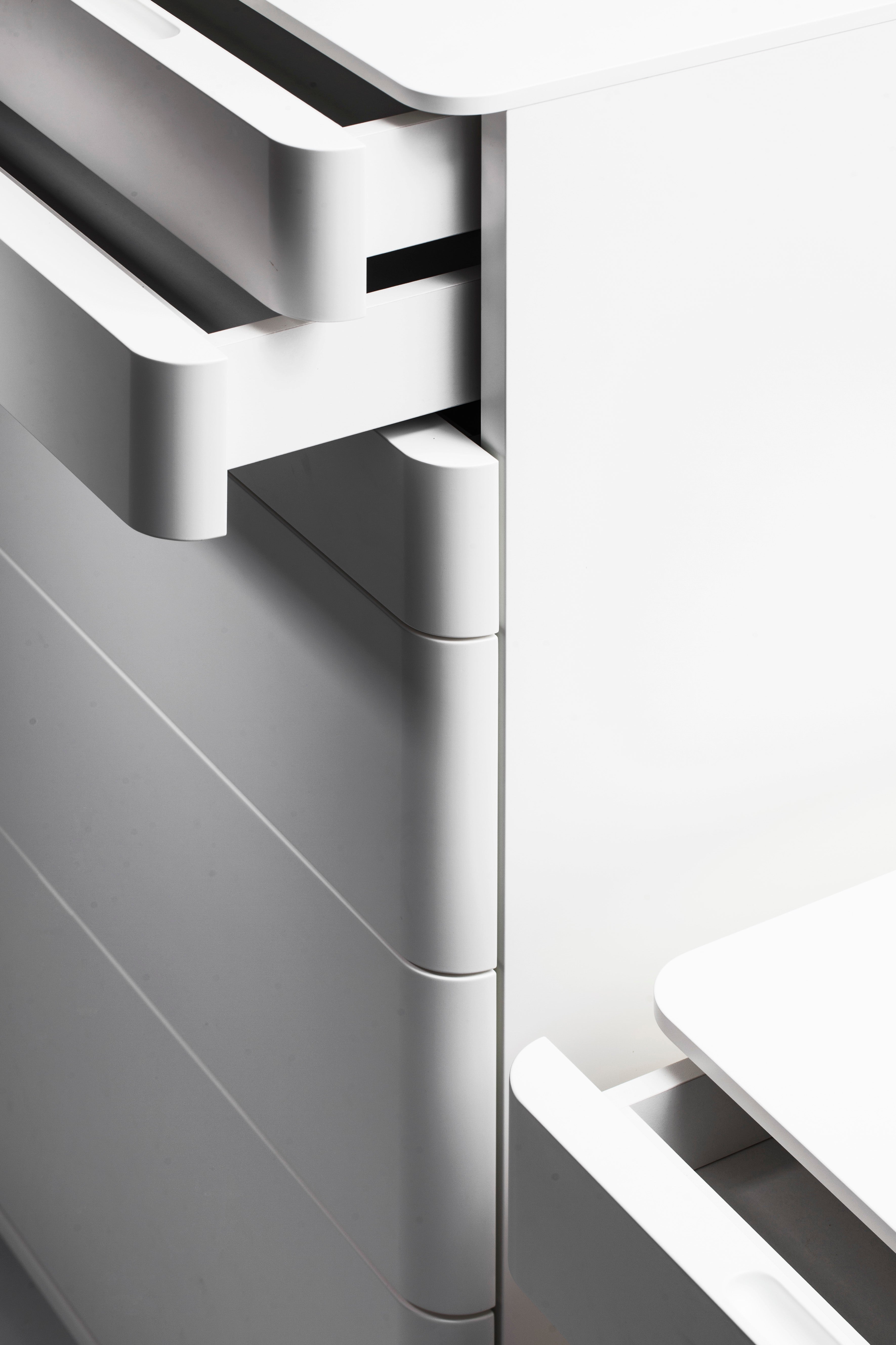 Grand Caisson Cosimo - 6 Tiroirs Push/Pull sur Roulettes - Laqué Blanc Mat