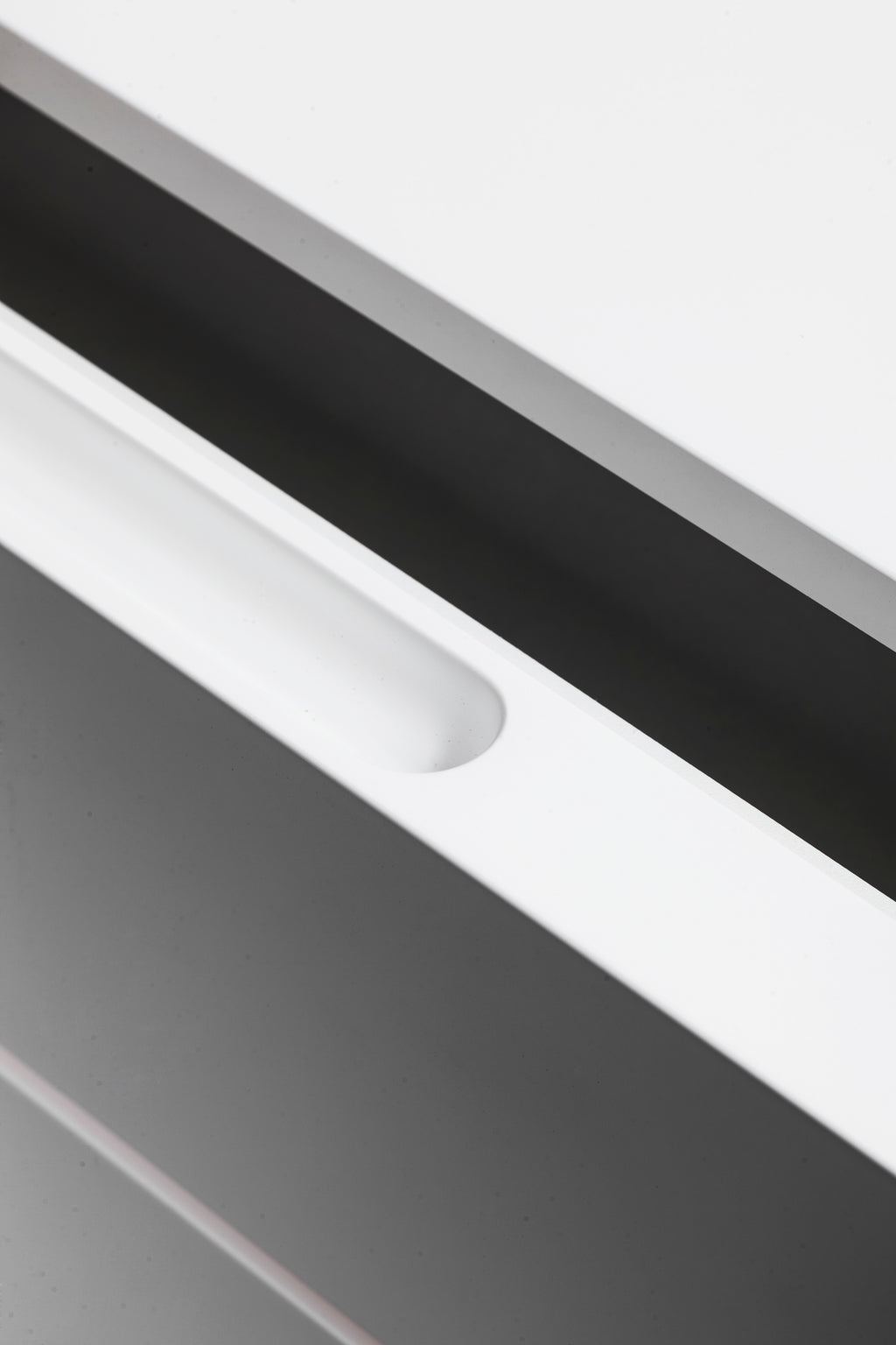 Grand Caisson Cosimo - 6 Tiroirs Push/Pull sur Roulettes - Laqué Blanc Mat