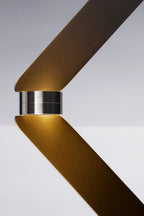 Table IKI - Chêne Naturel et Piétement Métal