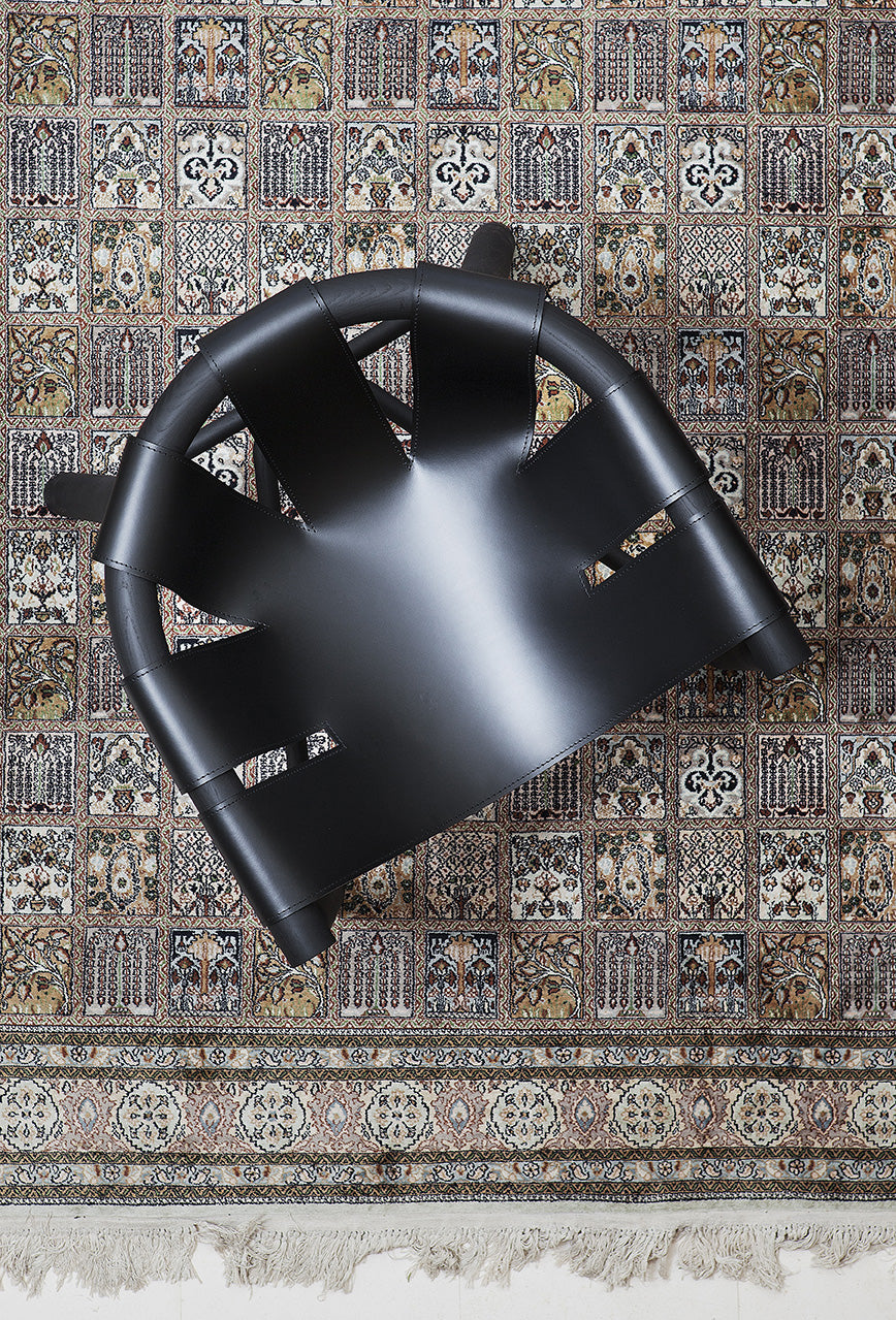 Fauteuil Ninna - Frêne massif tourné et Cuir - Design Carlo Contin