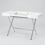 Bureau Cosimo laqué blanc mat, piètement chromé, vue de trois quarts