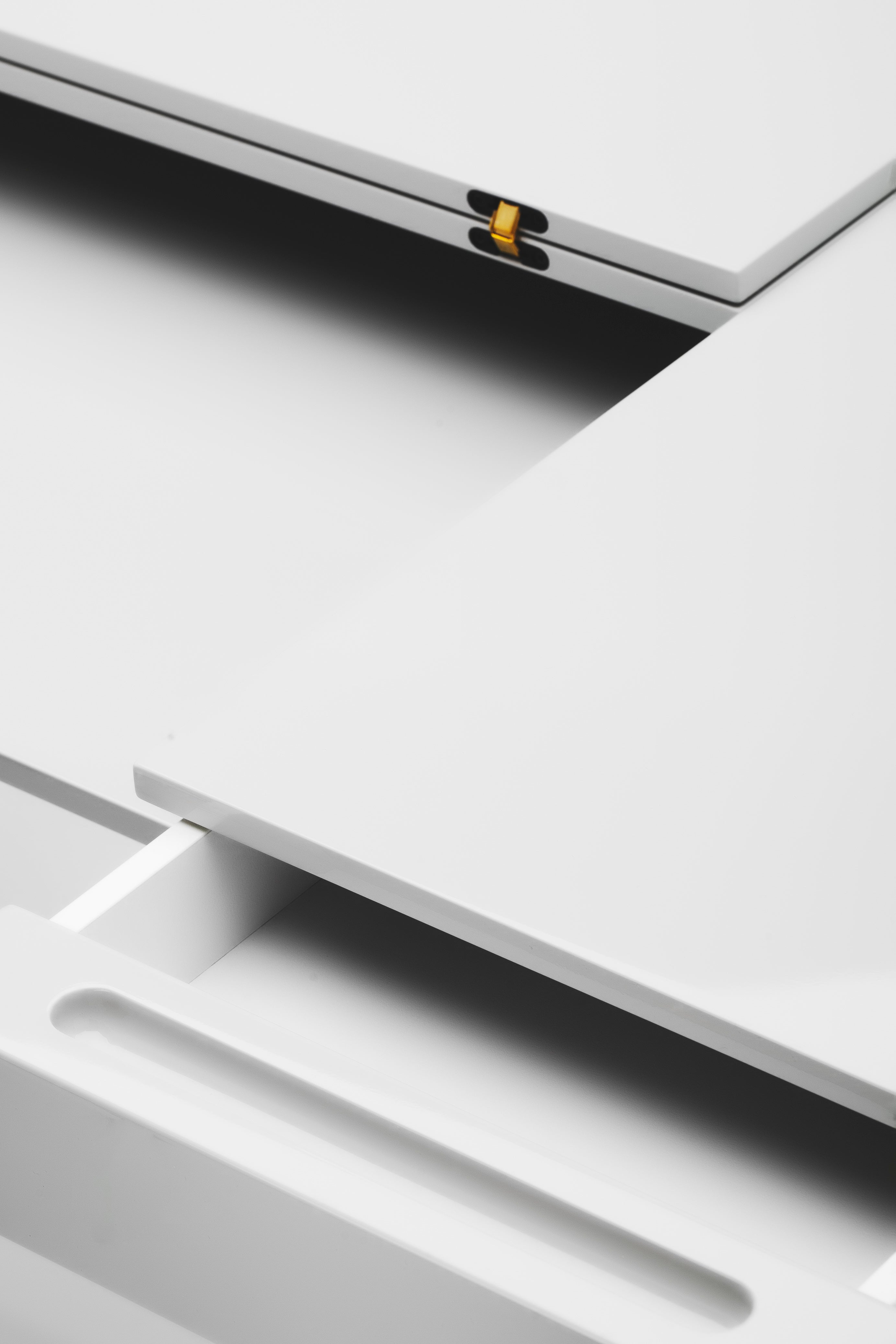 Bureau Cosimo, laqué gris brillant | Marco Zanuso Jr