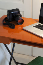 Bureau Cosimo, laqué orange brillant | Marco Zanuso Jr