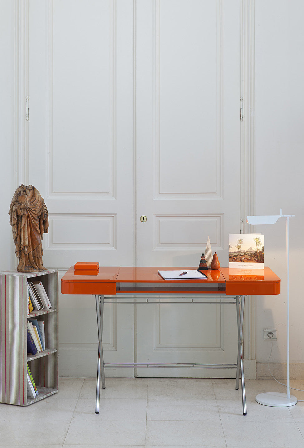 Bureau Cosimo, laqué orange brillant | Marco Zanuso Jr