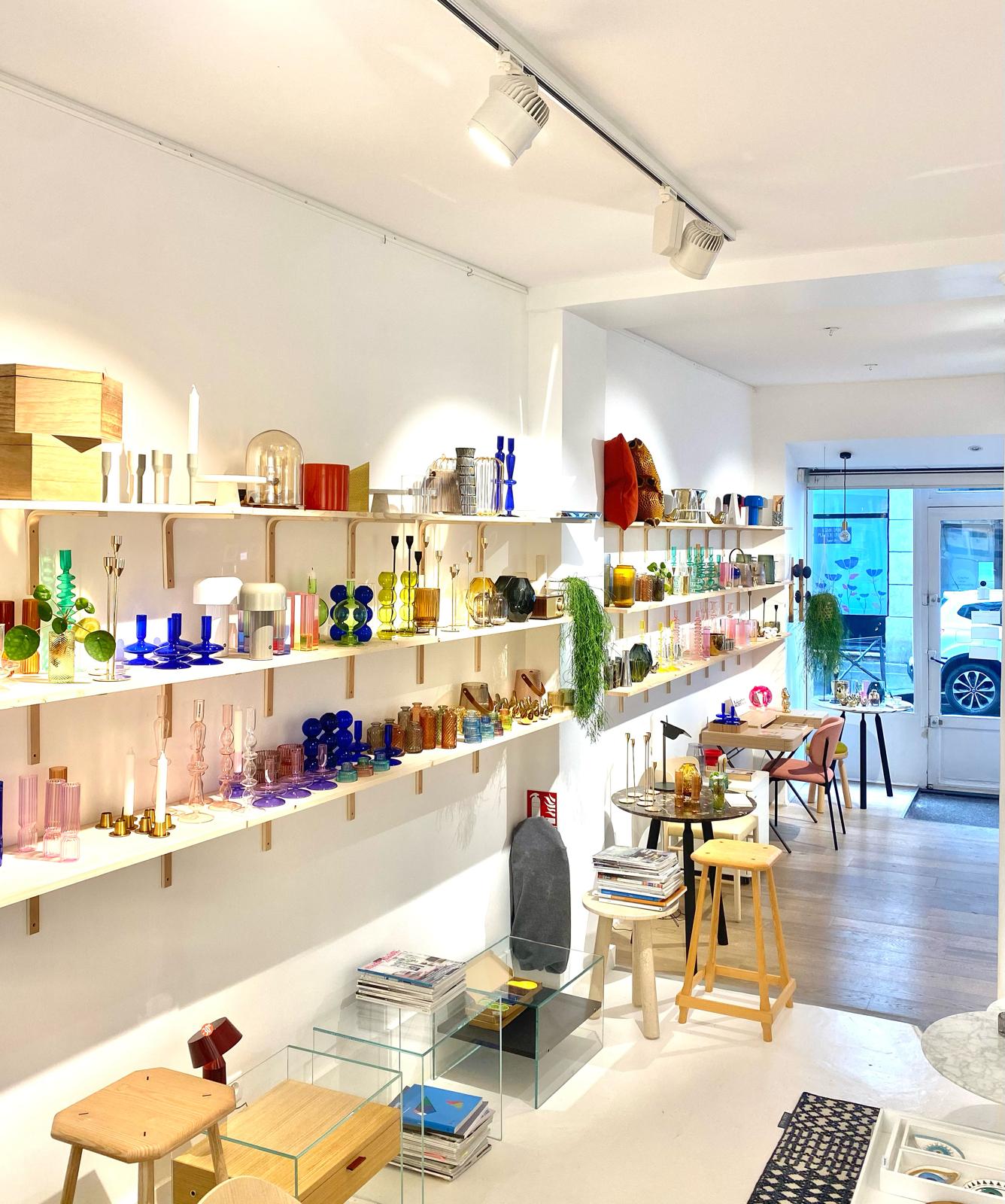 Intérieur boutique design contemporain Adentro Paris 